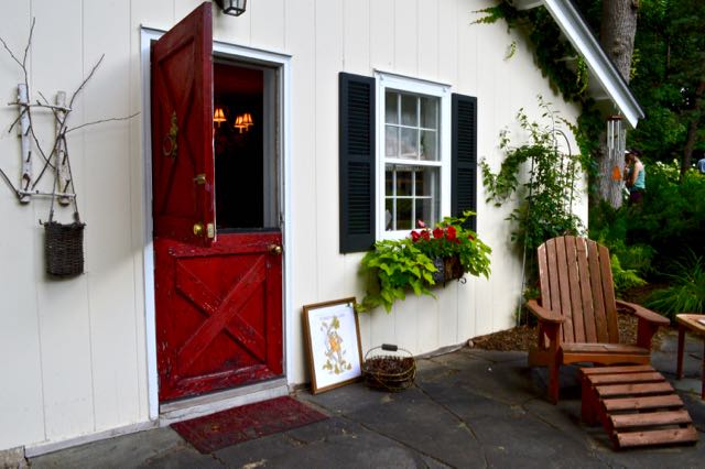 Linda's garden cabin