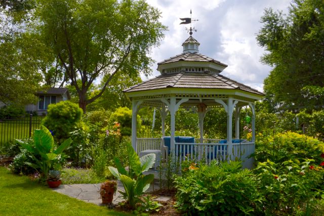 Gazebo-LathamPark-TorontoGardens